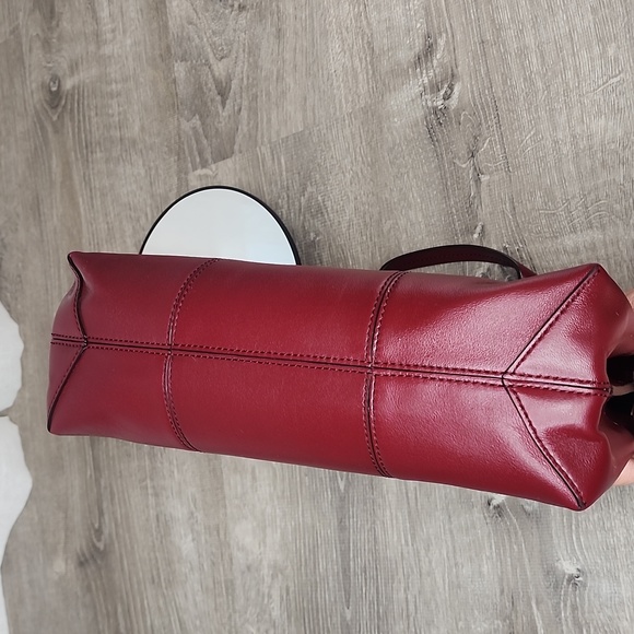 TORY BURCH BLOCK-T TOP-HANDLE SATCHEL - Picture 11 of 11